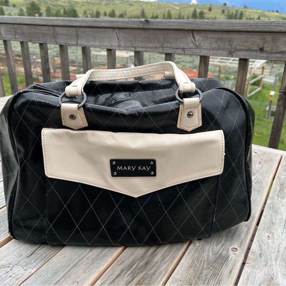 MARY KAY BAG